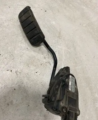 Renault Laguna II Accelerator throttle pedal 6PV00811902 8200002905
