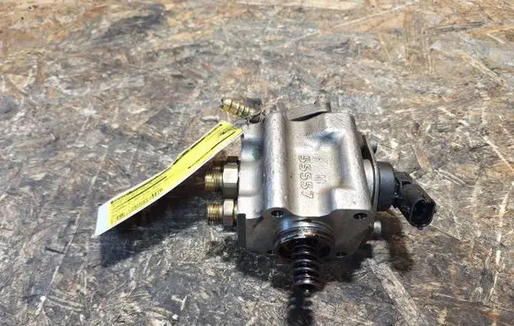 Alfa Romeo Brera Fuel injection high pressure pump 0261520035