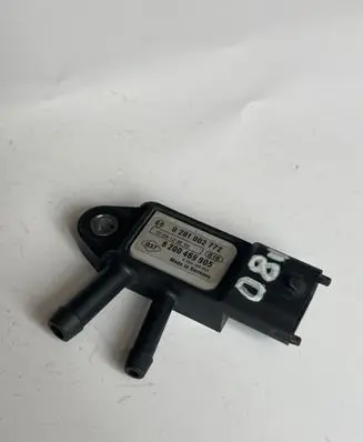 Nissan Qashqai Exhaust gas pressure sensor 0281002772 8200469905 8200198965