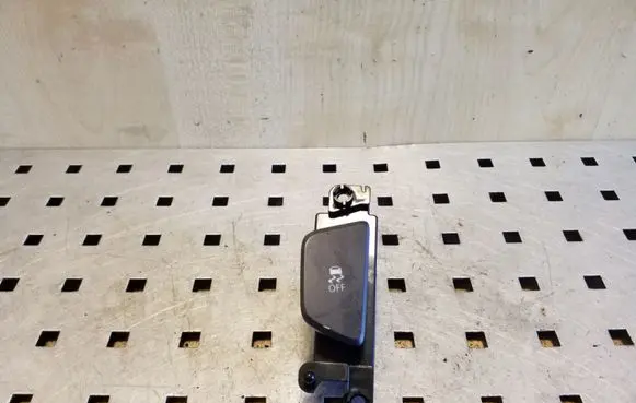 Traction control (ASR) switch
