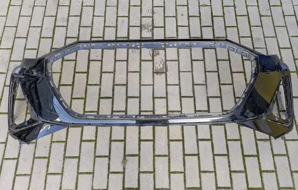 Audi e-tron Front bumper 4KE807437C 4KE807437D