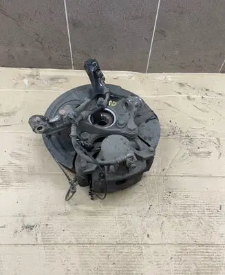 Opel Insignia B Front wheel hub spindle knuckle
