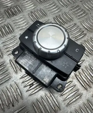 Mercedes-Benz E A207 Head unit multimedia control A2129007619 A2129020607 A2129013206