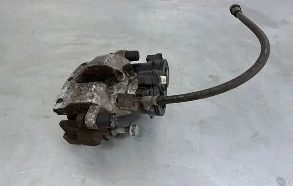 Mercedes-Benz C W205 Rear brake caliper A2054231998
