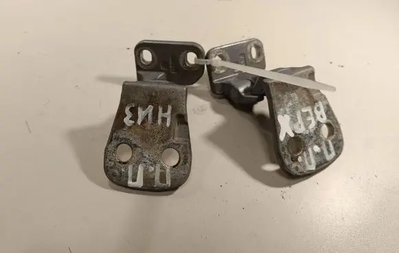 Front door hinge set