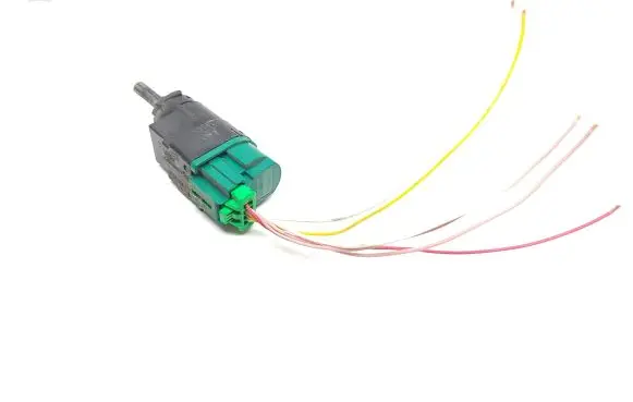 Nissan NV300 Brake pedal sensor switch 253203383R