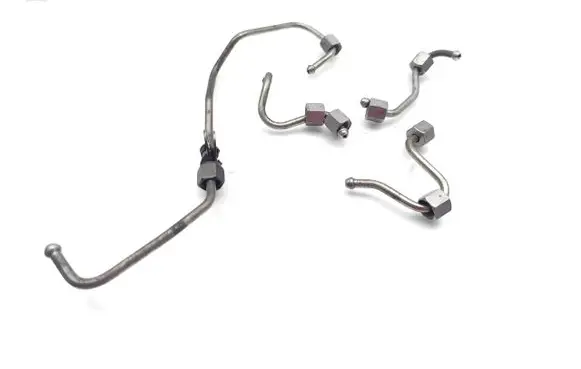 Volkswagen Polo V 6R Fuel injector supply line/pipe 