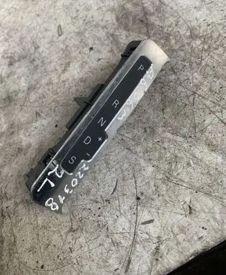 Audi A6 S6 C6 4F Gear shift selector indicator 4F1713463