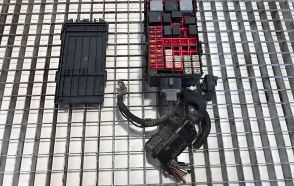 Fuse box set
