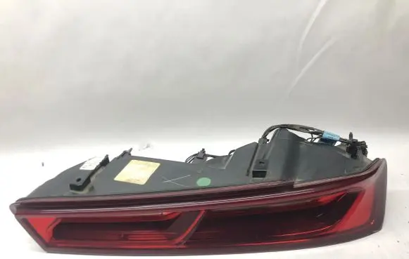 Chevrolet Camaro Rear/tail lights 84136779