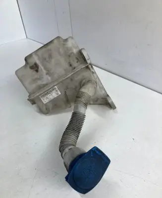 Volkswagen PASSAT B8 Windshield washer fluid reservoir/tank 3Q0955448B 5G0955453J