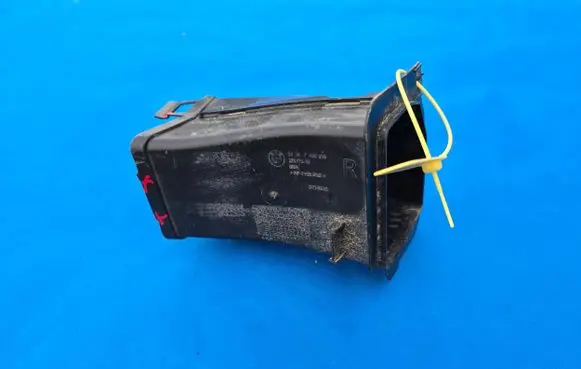 BMW X3 G01 Brake cooling air channel/duct 7400006