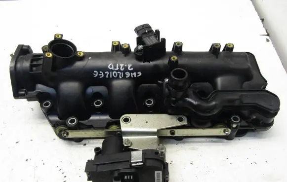 Jeep Cherokee Intake manifold 55261565