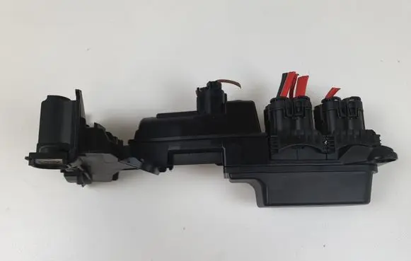 BMW 5 G30 G31 Fuse module 9339825