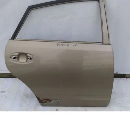 Toyota Prius (XW20) Rear door 