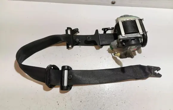 Volvo V60 Front seatbelt 616155700