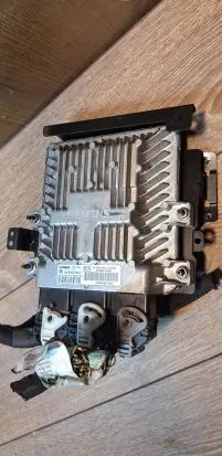 Peugeot 407 Engine control unit/module Sw9658198080 5ws40379at