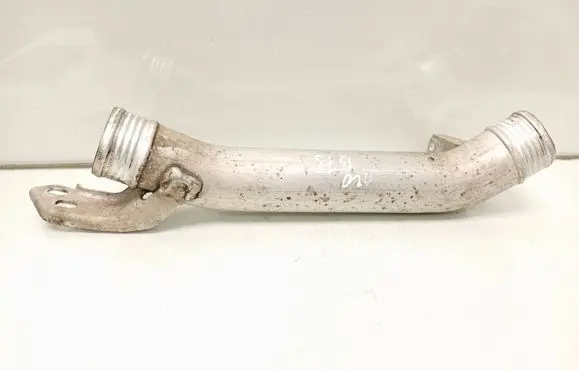 Volvo V40 Air intake hose/pipe 31370060