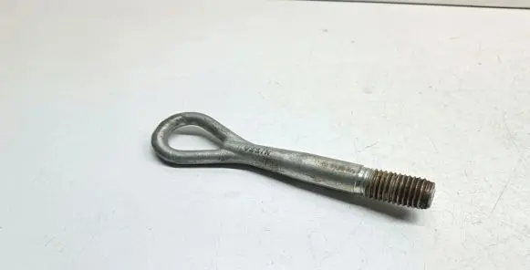 Nissan Qashqai+2 Towing hook eye 