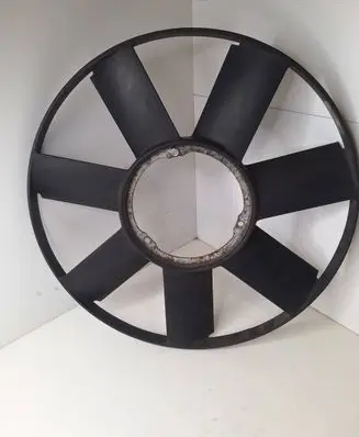 BMW 5 E39 Fan impeller 2243303