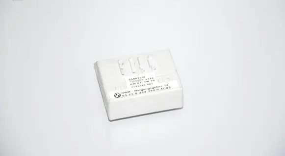 BMW 3 E46 Yaw turn rate sensor 8382240