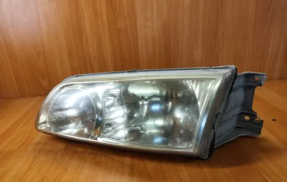 Hyundai H-1, Starex, Satellite Headlight/headlamp 010125999000 MFR125A MER125A