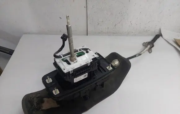 Audi A5 8T 8F Gear shifter/selector 8K1713041H 10001974406
