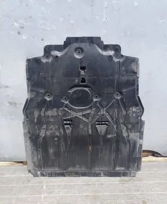 Mercedes-Benz CLA C118 X118 Engine splash shield/under tray A2475202600