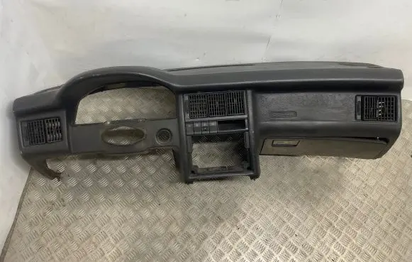 Audi Coupe Dashboard 893857069
