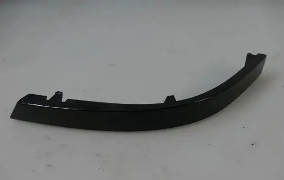 BMW 7 E65 E66 Rear/tail light trim molding 7012288