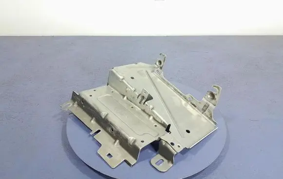 Audi A4 S4 B7 8E 8H Sound amplifier 2622699