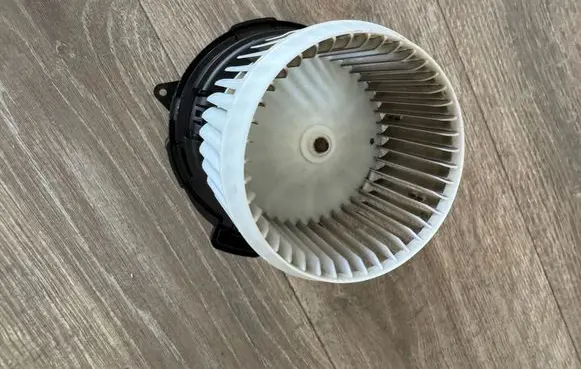 Renault Symbioz Heater fan/blower MR116625