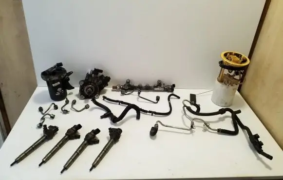 Audi Q3 8U Fuel injection system set 0445110369 03L130277J 03L130089J