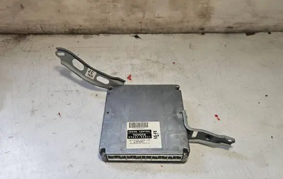 Toyota Camry Engine control unit/module 8966606031 1753003690
