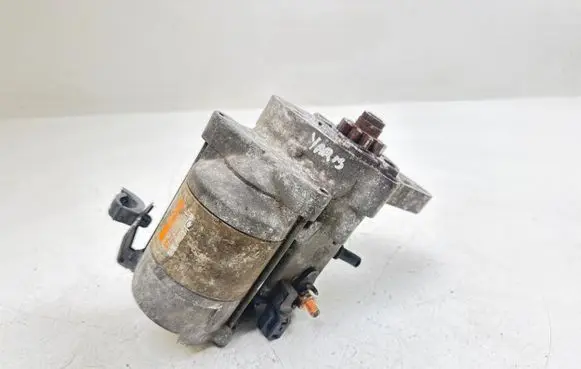 Toyota Yaris Starter motor 2810033050