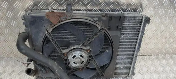 Renault Scenic I Coolant radiator