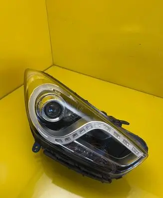 Hyundai i40 Headlight/headlamp 92102-3ZXXX