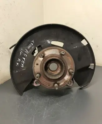 Opel Astra J Front wheel hub