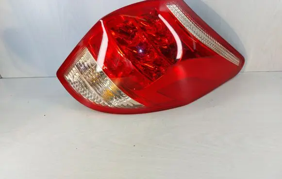 Toyota RAV 4 (XA30) Rear/tail lights