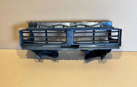 BMW X1 U11 Intercooler air guide/duct channel 5A11306 51745A11306