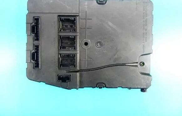 Renault Scenic II - Grand scenic II Central body control module 8200306434 IMPRK1271506