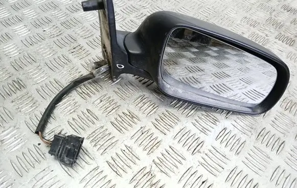 Volkswagen Sharan Front door electric wing mirror