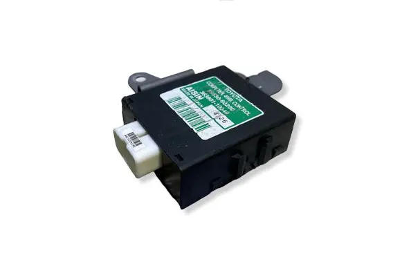 Toyota Land Cruiser (J120) Transfer box differential control unit 8953060280 4J26 36380110040