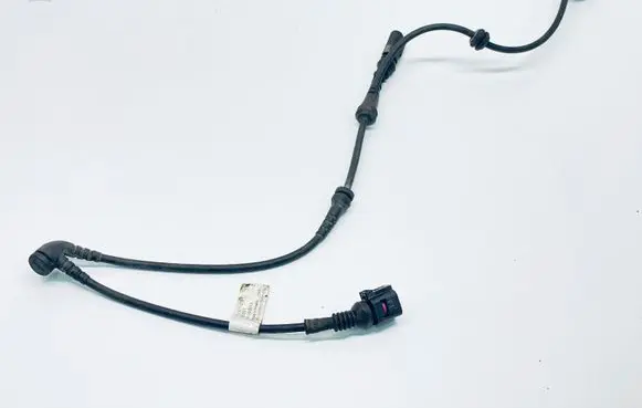 Volkswagen Touareg II Front ABS sensor wiring 7P0971279C