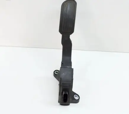 Toyota Auris 150 Accelerator throttle pedal 7811002012
