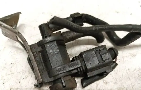 Volkswagen Sharan Turbo solenoid valve 1j0906283c