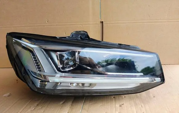 Audi Q2 - Headlight/headlamp 81A941034 90083597 A046439