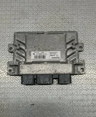 Renault Twingo II Engine control unit/module 8200774747 8200700695 S120200113A