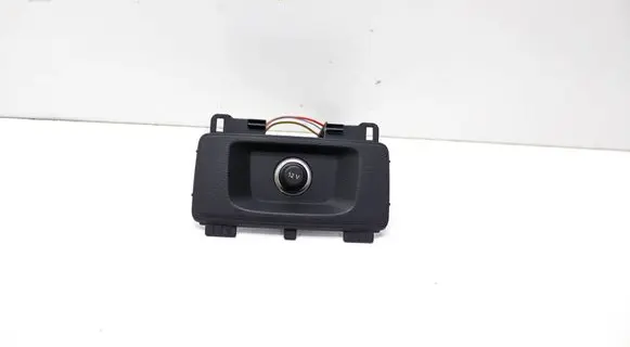 Audi A4 S4 B9 8W Cigarette lighter 8W0863324