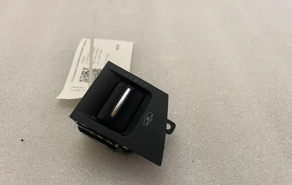 Maserati Levante Other switches/knobs/shifts 670064672